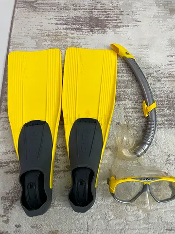 Fins and snorkle size 37-38