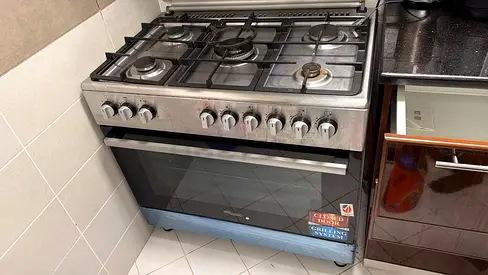 Gas Cooker (5 burner)