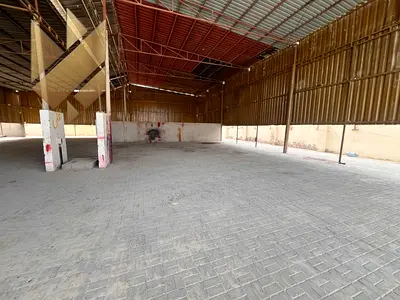 مستودعات - محلات - معارض - مصانع - مصنع للايجار بالصجعة - مساحة 20000 الف قدم - كهرباء 73 كيلو واط