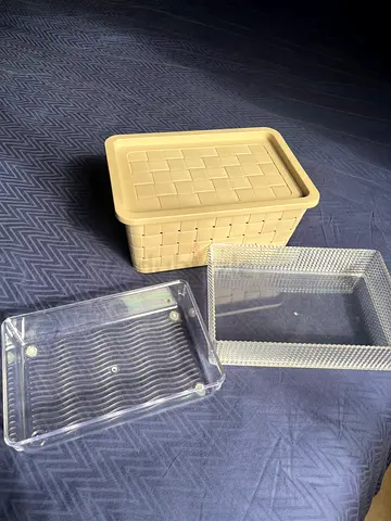 Set of 3 small plastic storage  organizer boxes (clear + beige)
