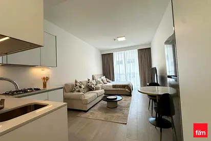 Rooftop Pool Views | Luma 22 JVC |Multiple Cheques