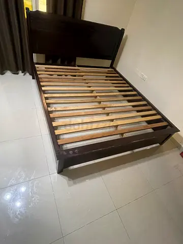 King Size Bed with mattress