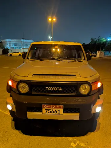 2015 Toyotal Fj Cruiser Grey