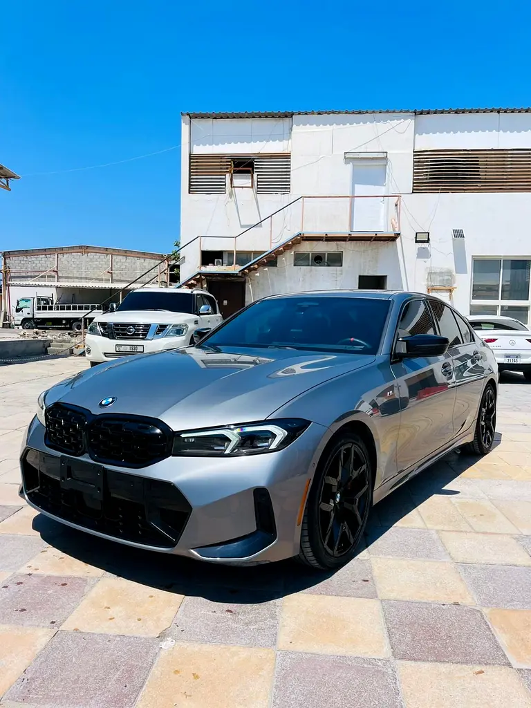 BMW 3-Series 2025 — photo 1 of 18
