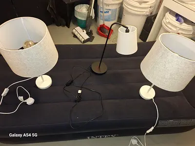 Inflatable  air bed with built-in electric pump - working