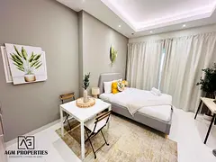 12 Payments | Hera Tower | Balcony | Canal View