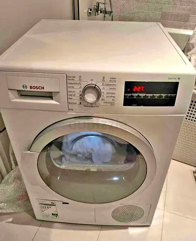 Bosch series 4 Dryer 9kg neat and clean