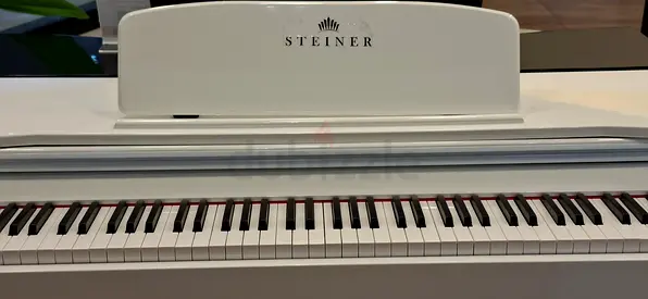 Steiner DP-800 digital piano