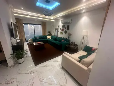 فيلا فاخرة مفروشة للإيجار في الزاهية – 5 غرف نوم ماستر مع مسبح خاص أفضل عرض في عجمان للإيجار فيلا مفروشة بالكامل بمواصفات فاخرة