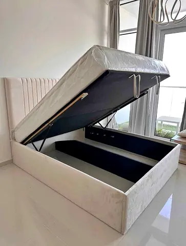 Modern Brand New Queen size bed frame hydraulic storage good quality Queen bed