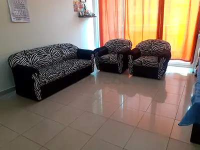 Stylish Living Sofa – راحة مميزة