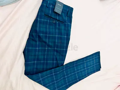 Zara checked slim-fit trousers — blue-green — new with tags (size 31-32)