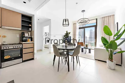 Unfurnished | High Floor | Stunning City View