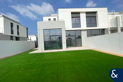 Nearby Amenities | Ready To View | 4 Beds