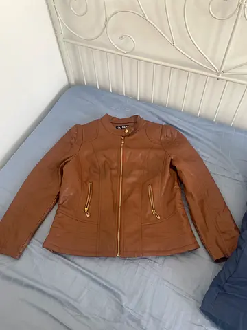 Women’s leather jacket