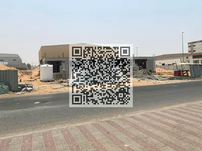 منشأة صناعية جديدة كليًا بمساحة 39,000 قدم مربع مع مكتب وطاقة 100 كيلوواط | UAQ - جاهزة قريبًا!