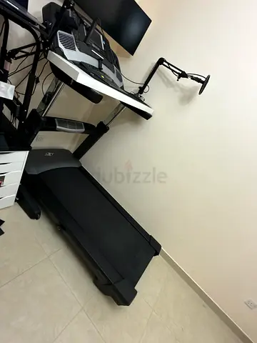 Threadmill Nordic track 2950 commercial Threadmill