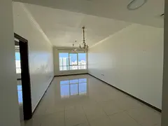 Luxury master bedroom &amp; spacious living room with open panoramic view | Free gym | 1 month free 
