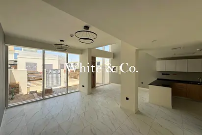 2 Bed + Maids | Vacant | Prime Location