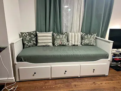 IKEA White Hemnes Daybed with IKEA mattress