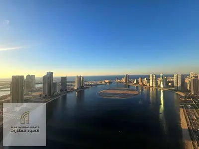 شقه مميزه للبيع باطلاله اماميه ع بحيره الخان وبحر الخليج مكونه من 4غرف وصالتين وغرفه خادمه بحمام خاص