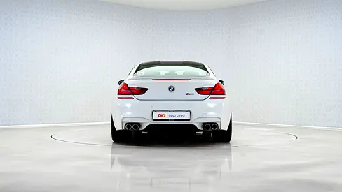2016 BMW M6 — фото 9