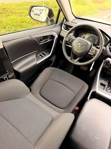 صورة 16 لـ 2023 Toyota RAV 4