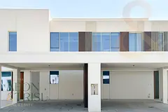 Three Bed Plus Maid Villa in Nara The Valley