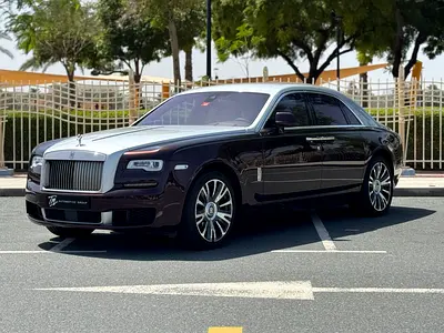 ROLLS ROYCE GHOST*GCC*STARLIGHT*SCREENS*SINGLE OWNER*