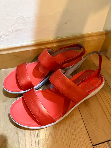 Stylish Brand New Sandals for Summer clarks