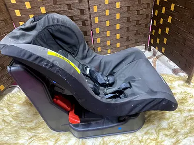 Baby car seat