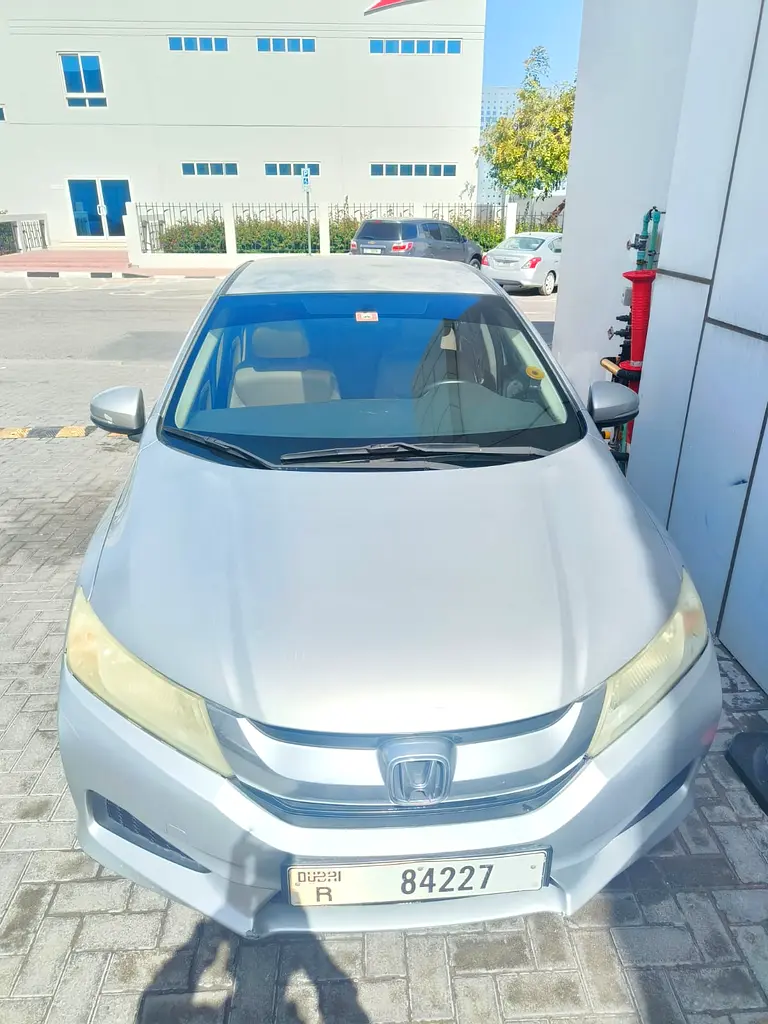 Honda City 2016 — photo 1 of 4