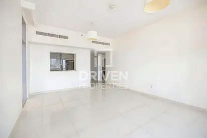 Powder Room | Huge Layout | Ideal Location