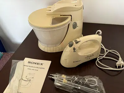 Mixer with stand and bowl(new) Sonex, 45 AED
