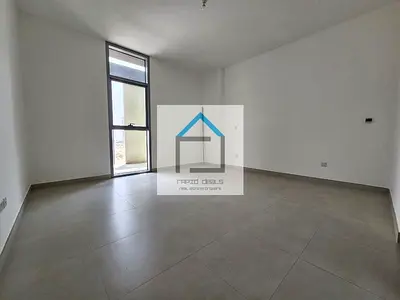 Elegant 3 Bedroom Apartment with Maids Room