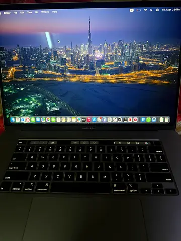 Apple MacBook pro 16inch 2019 (Space Gray) — Working Condition, Charger Included (32gb Ram or 512gb)