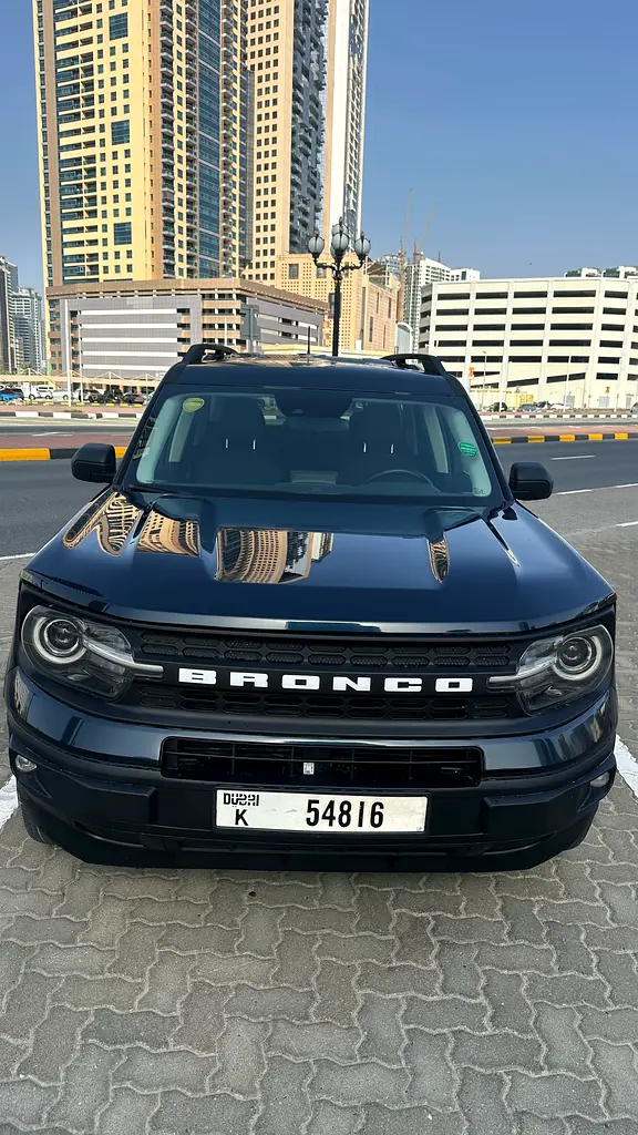 Ford Bronco 2022 — photo 1 of 11