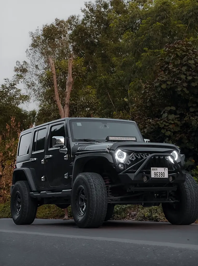 Jeep Wrangler Unlimited 2017 — photo 1 of 10