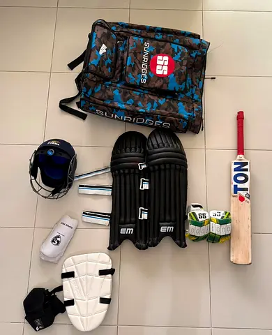 Cricket Set for Sale