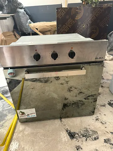 Electric build in oven Elba