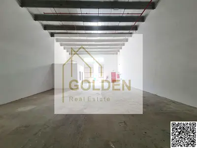 كهرباء 20 كيلووات ومستودع صناعي جديد بموقع متميز على الشارع الرئيسي يسهّل التحميل والتفريغ ويمنحك انسيابية في الحركة والدخول والخروج.