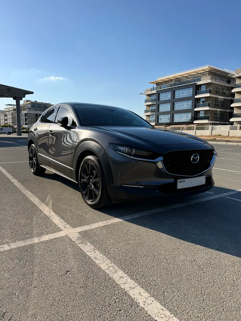 Mazda CX-30 2023 — photo 1 of 18