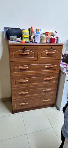 Wooden Dresser/cupboard with 6 Drawers