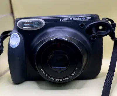 Fujifilm Instax 210 Instant Film Camera
