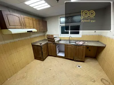 غرفتين وصالة للإيجار | الراشدية 3 | مساحة واسعة | تكييف مركزي | 39,000