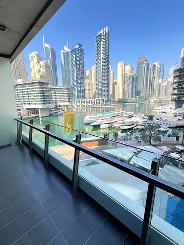 WELL MAINTAINED | PRIME LOCATION | FULL MARINA VIEW