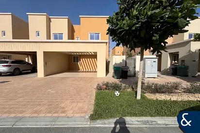 4 Bed | Ready to move in | Large Plot