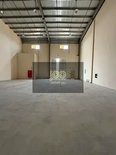 Available for rent: a warehouse in Umm Al Quwain, Al Thuob area, with 40 kW electricity.