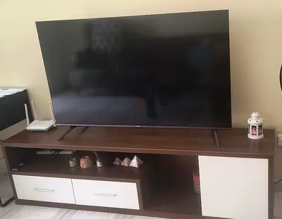 Smart TV in working condition
