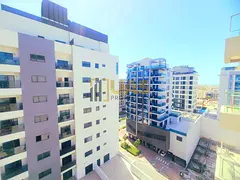 Spacious 1bhk near to park area near to Metro station